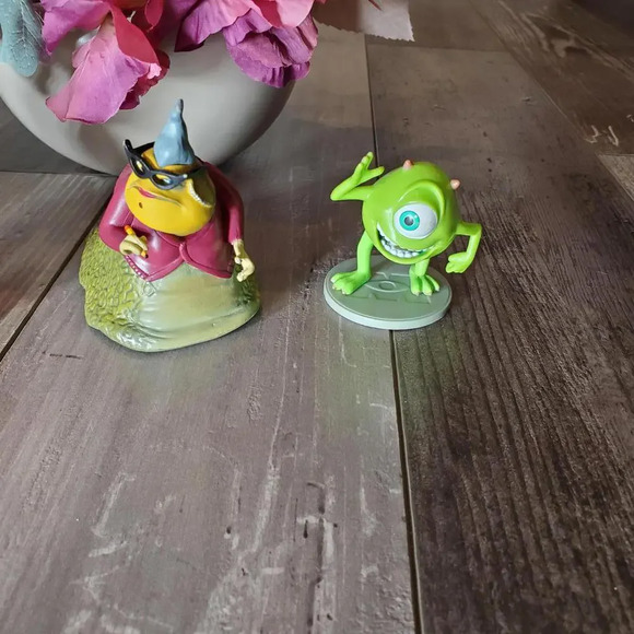 Disney Hasbro Monsters Inc. Playset Figures Toy Lot of 7 - Picture 5 of 7